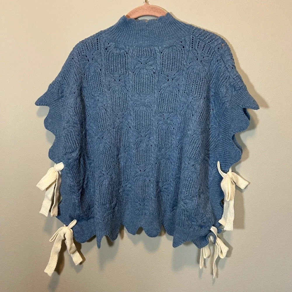AnnieWear Los Angeles Blue Pointelle Knit Poncho Scalloped Side Tie Sweater L